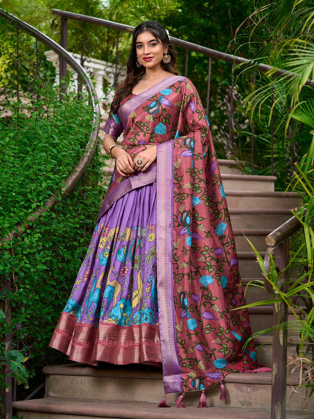 latest-collection-kalamkari-printed-zari-weaving-work-lehenga-choli-by-looknbook-art_6b117977-b341-4cc8-8205-ae232258ec47.jpg