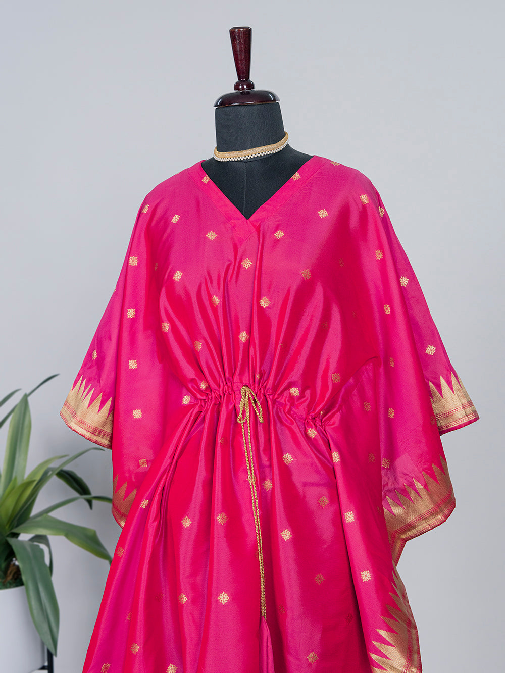 paithani-weaving-zari-work-pink-color-kaftan-in-women-fashion-by-looknbook-art.jpg