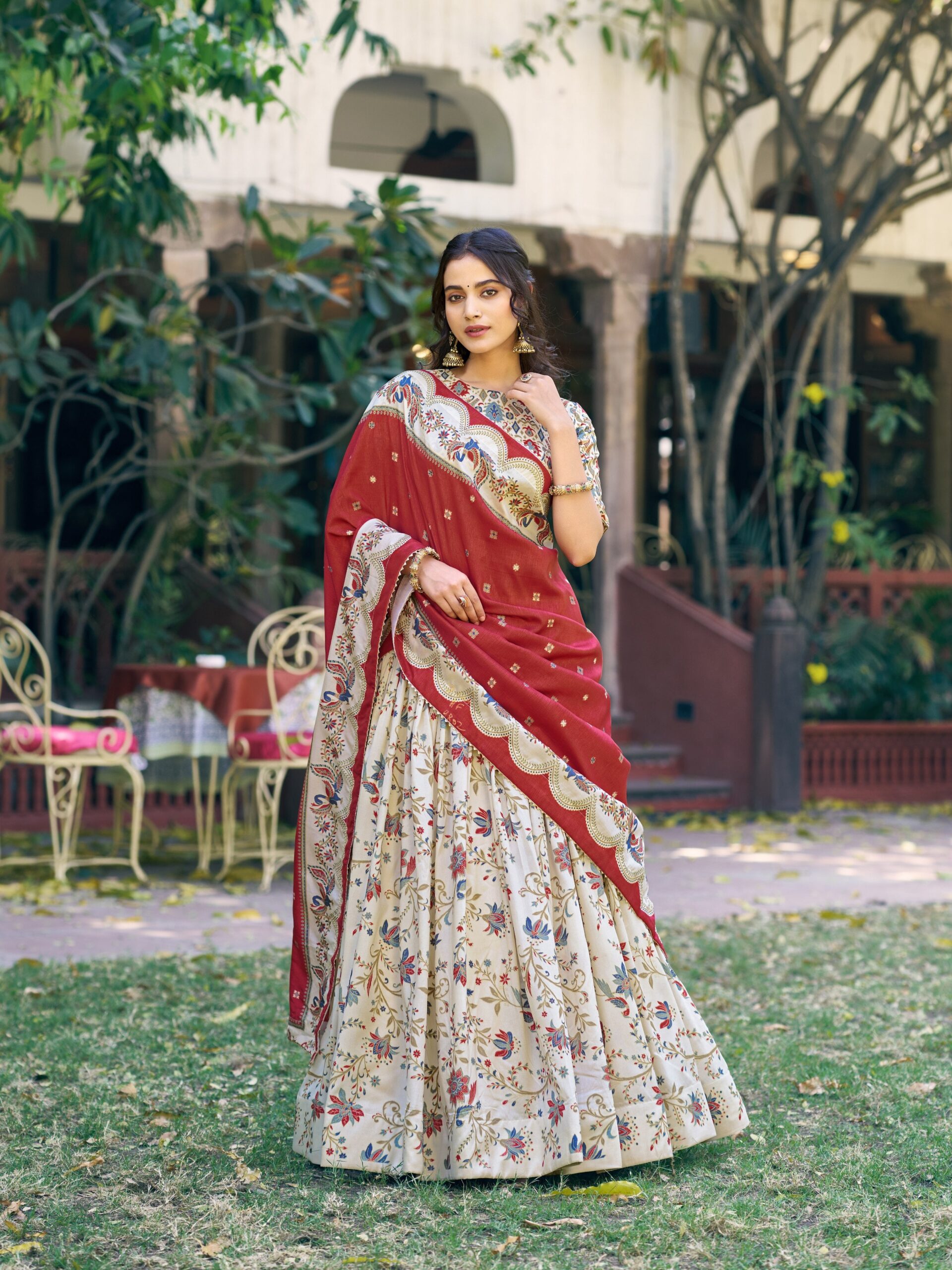 simple-and-stylist-collection-for-women-wear-off-white-color-lehenga-choli-by-looknbook-art_15f10c40-f834-4092-885d-3b4b143b5b86.jpg