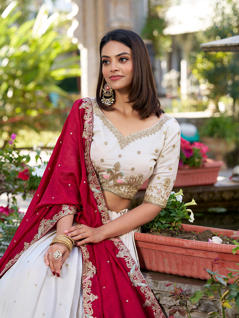 wedding-wear-vichitra-silk-off-white-color-lehenga-choli-by-looknbook-art_66c514f2-24d9-463d-bcea-1558b78dd01e.jpg
